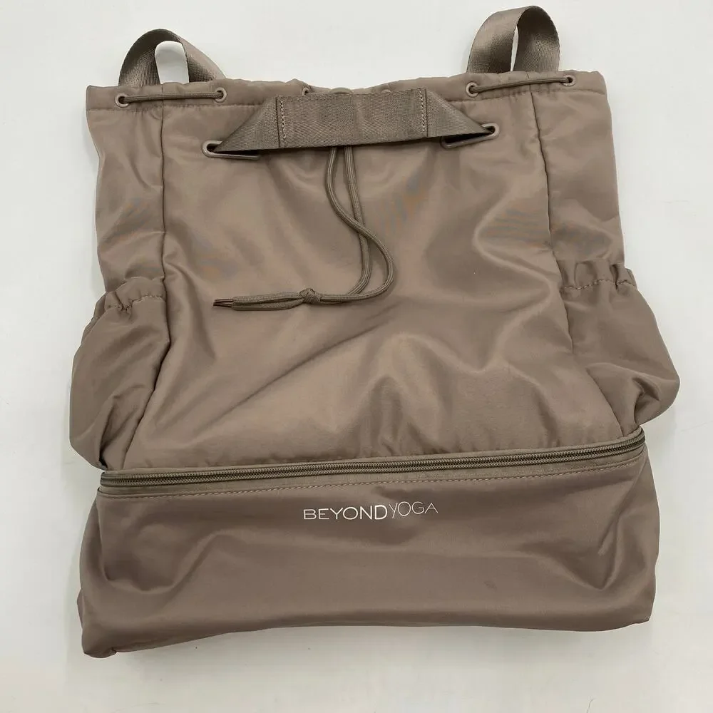 Beyond Yoga taupe convertible gym bag backpack‎